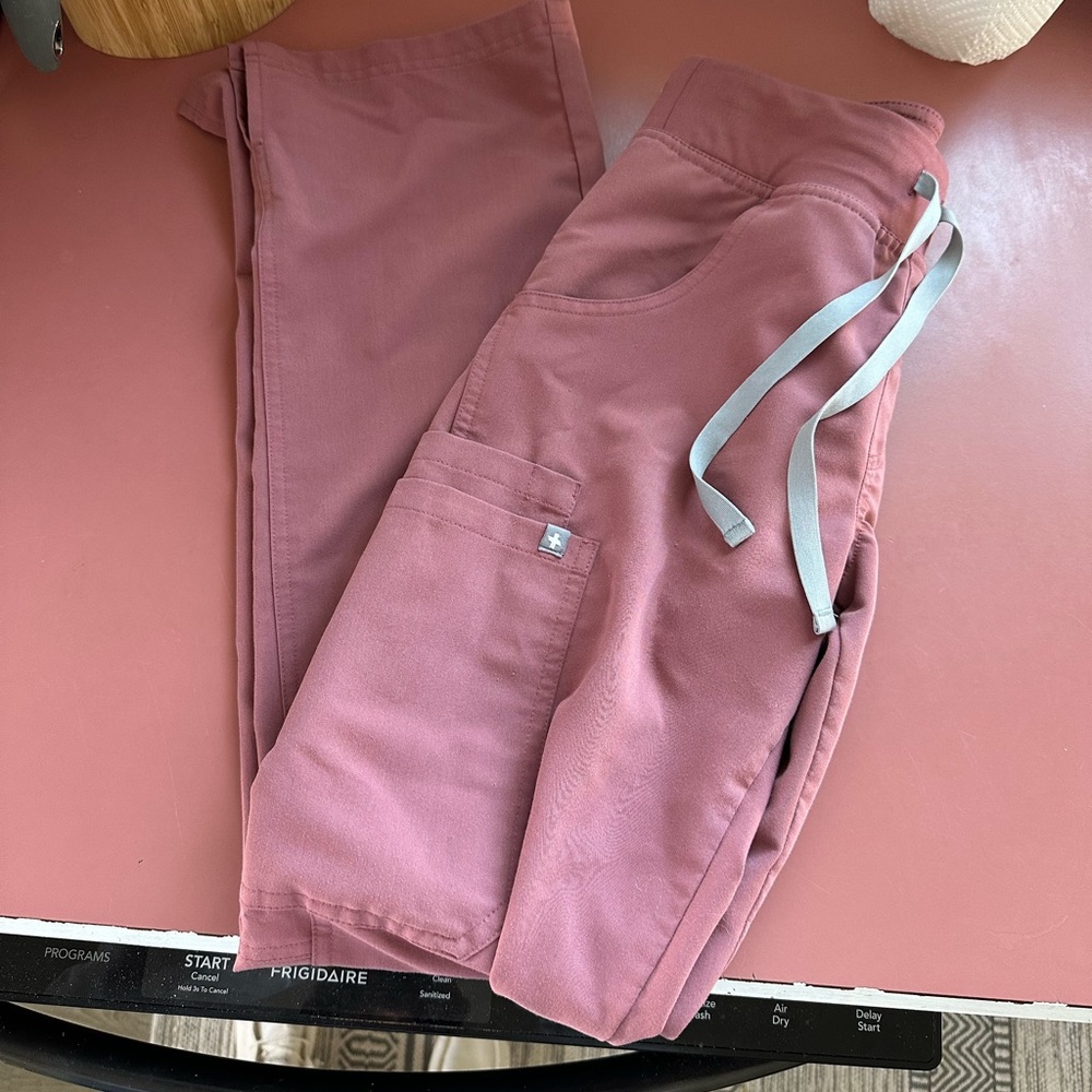 Mauve XXS scrub set